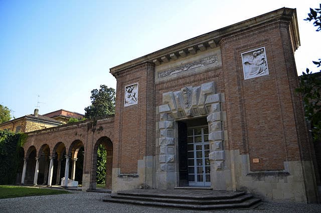 What to see in Piacenza - Ricci Oddi Gallery - Internal courtyard