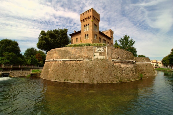 Sile River - Roman Castle - Garibaldi Riviera