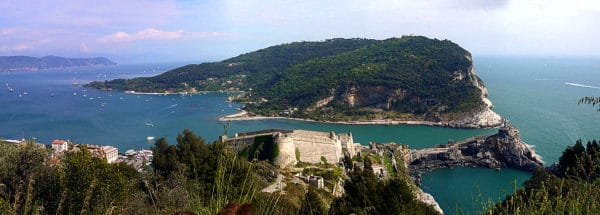 Leggenda dell'Isola Palmaria- Isola Palmaria- Promontorio Portovenere- Papà Lucerna- Leggenda-Chiesa di San Pietro-Golfo dei poeti-Portovenere