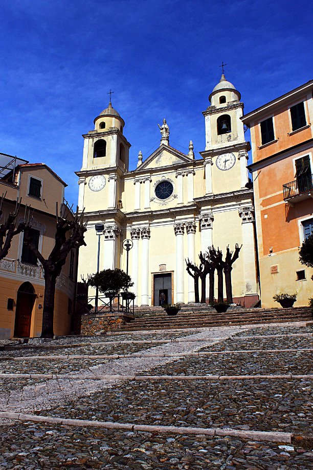 What to see in Borgio - Church of San Pietro - Historic Center - Borgio - Liguria