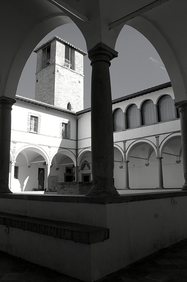 Montone: l'Umbria Medievale- Montone- Chiostro- San Francesco- Museo-Pinacoteca-Medioevo-