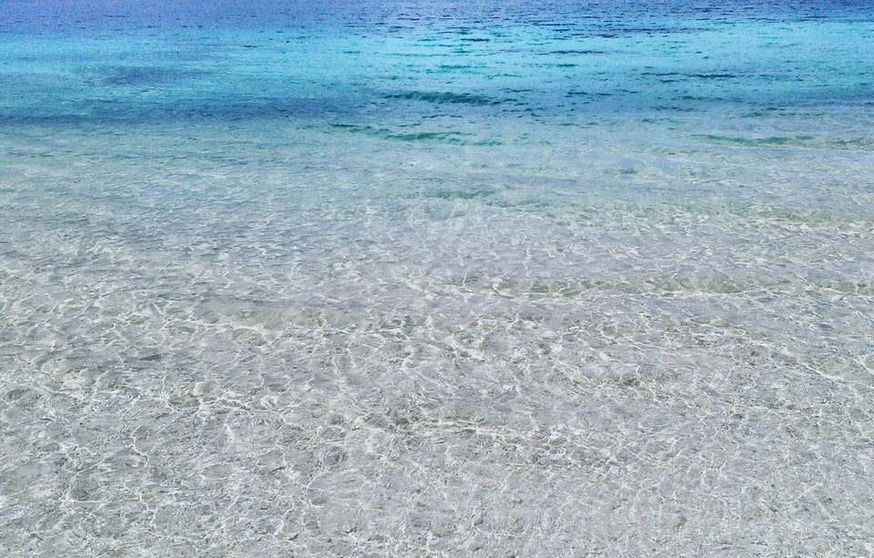 acqua-oceano-azzurro-jpg-isola di plastica