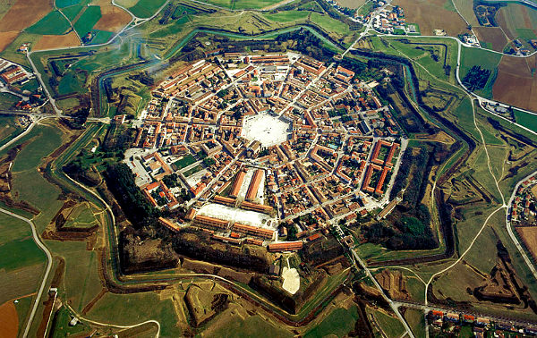 Cosa vedere a Palmanova, la fortezza del Friuli | La Scimmia ...