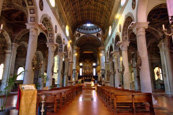 What to see in Piacenza - Church of San Sisto - interior - paintings - columns