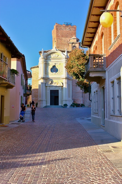 Cosa vedere a Neive e dintorni- Barbaresco- Chiesa di San Giovanni- Torre medievale