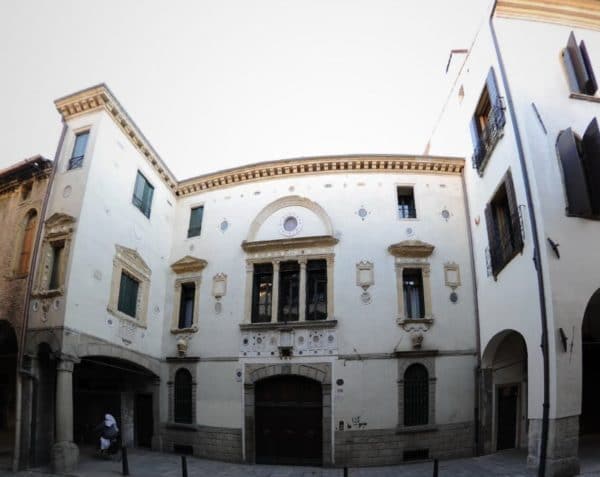 i Miti e leggende di Padova- Casa degli Specchi- Spiriti- presenze