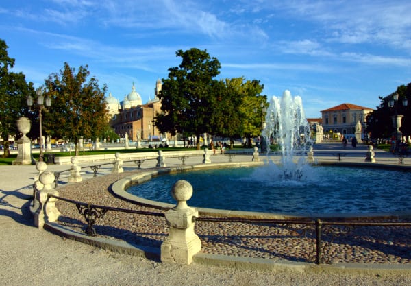 What to see in Padua-Prato della Valle-Basilica of Santa Giustina-Fontana-trees