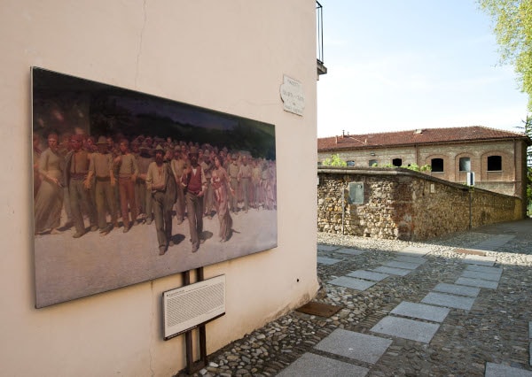 What to see in Volpedo, town of Pellizza - Piazza - Quarto Stato - View - cobbled street