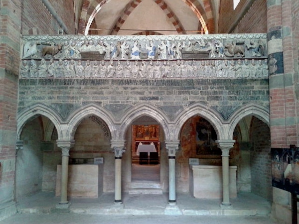 Abbazia di Vezzolano- Pontile-Jubé-Sculture