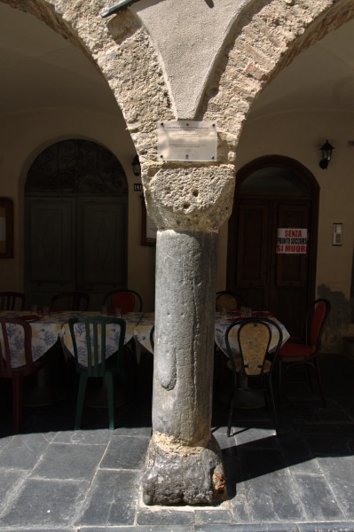 Colonna della flagellazione-zuccarello-ardesia