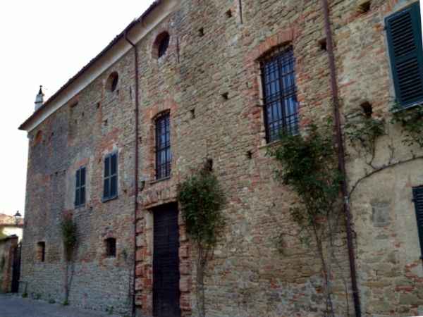 Palazzo Balestrino Marchesi del Carretto-exterior-Palazzone