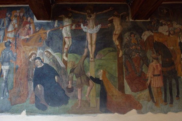 Cosa vedere a Santa Vittoria d'Alba-Confraternita di san Francesco-affresco-crocifissione