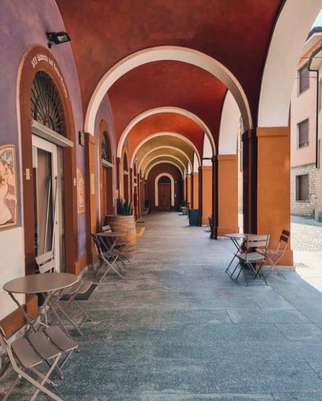 Castagnole delle lanze-portci di via ener bettica-arte contemporanea
