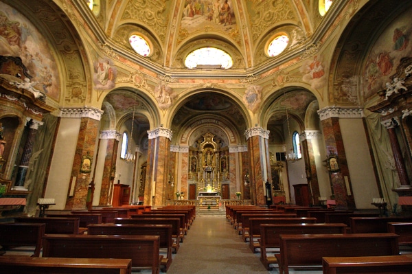 Cosa vedere a Dogliani-chiesa di San Lorenzo-interno-ottagonale