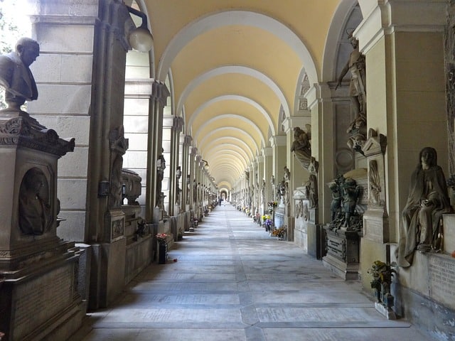 Cimitero di Staglieno-genoa-statue